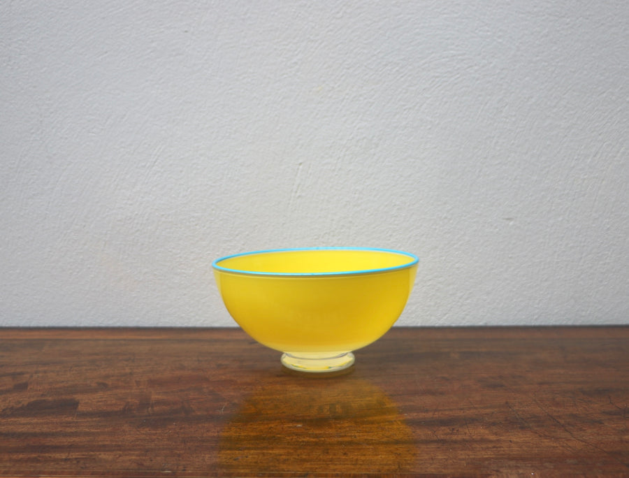 Primrose Bowl with Blue Rim