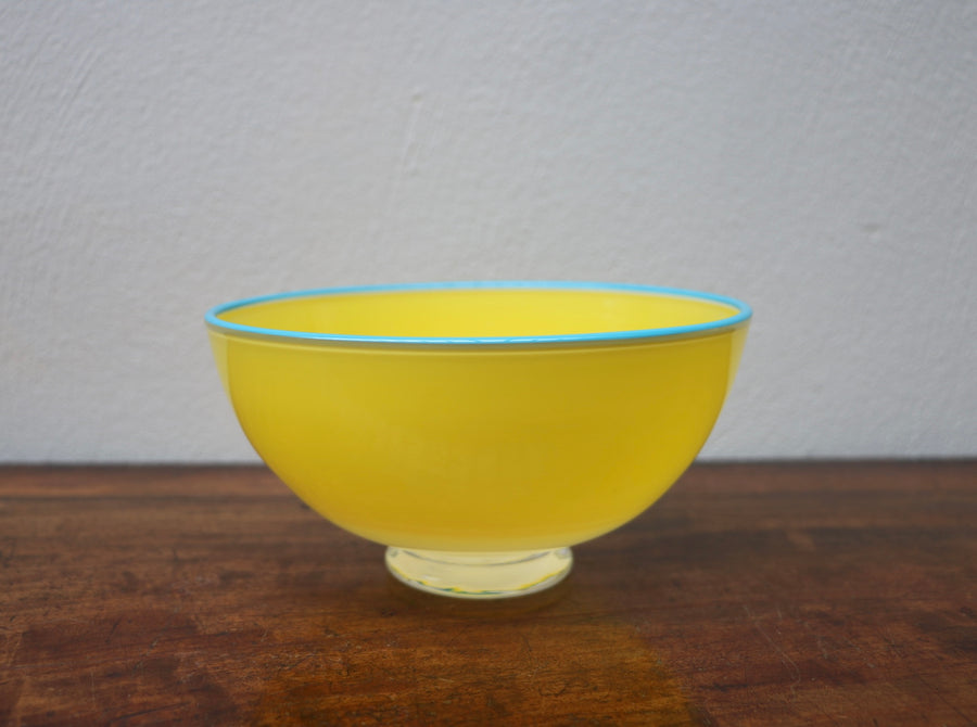 Primrose Bowl with Blue Rim